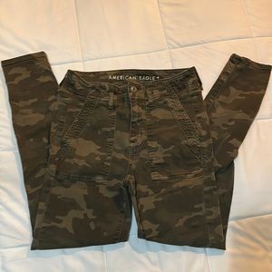 camo american eagle jeggings